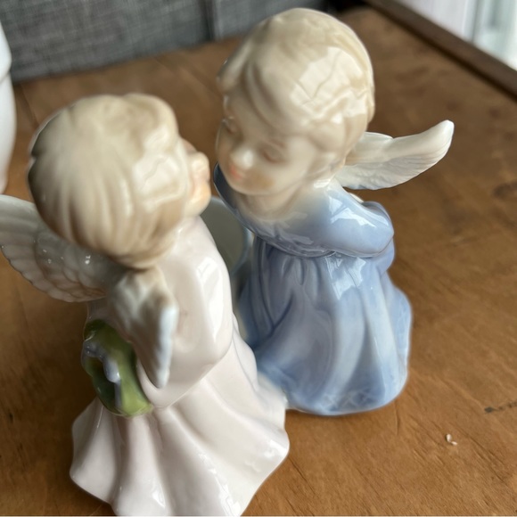 Vintage Porcelain Kissing Angles Votive Tea Light Candle Holder - Picture 4 of 6